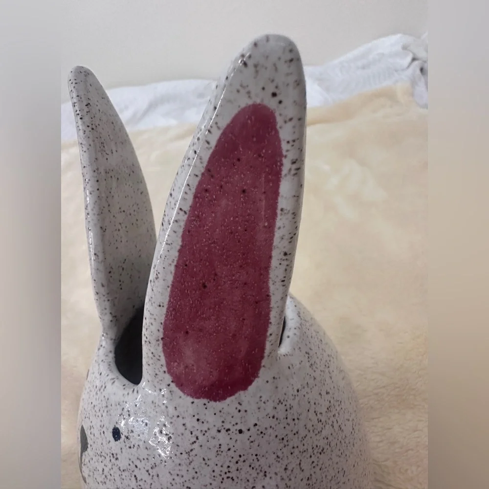 JAIME BLISS Happy Bunny Handmade Speckled Ceramic Planter in Pink and Cream RARE